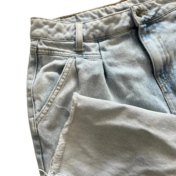 KOAJ Light Wash High Rise Boyfriend Fit Jeans 10 - Picture 2 of 3